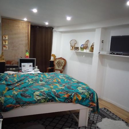 Chambre Chez L'Habitant Saint-Pierre-le-Moûtier Extérieur photo